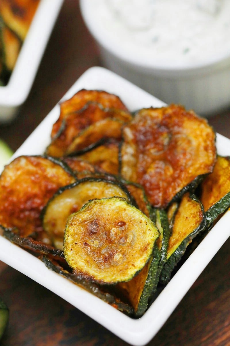 White bowl of zucchini chips